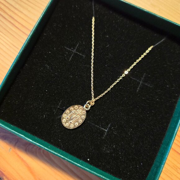 14K Solid Gold Virgin Mary Necklace - Miraculous Medal - Picture 3 of 4